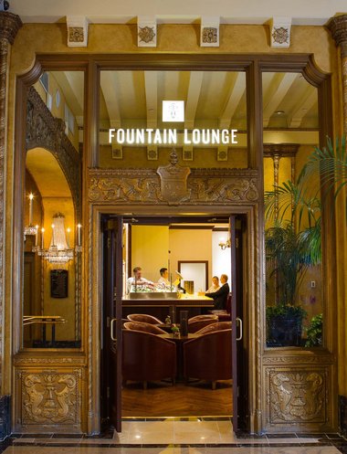 Roosevelt Fountain Lounge