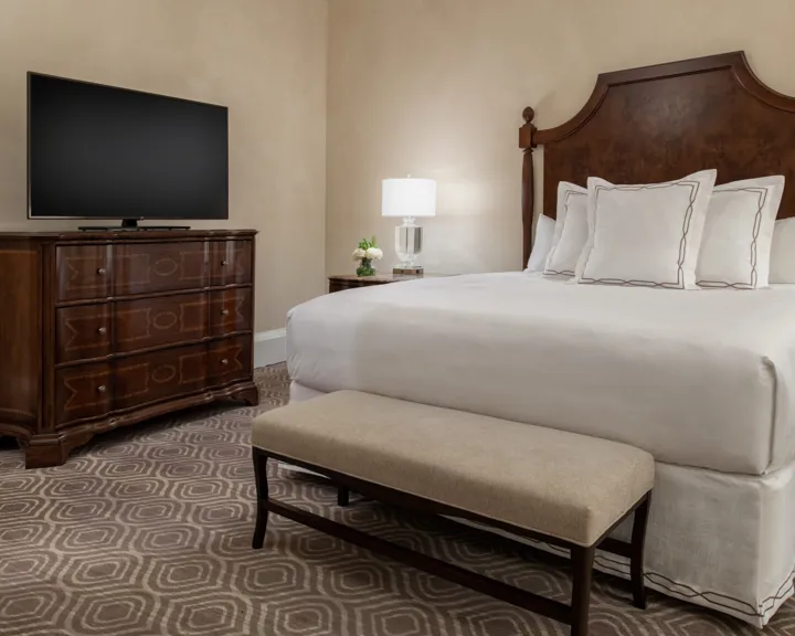 King One Bedroom Suite Bed